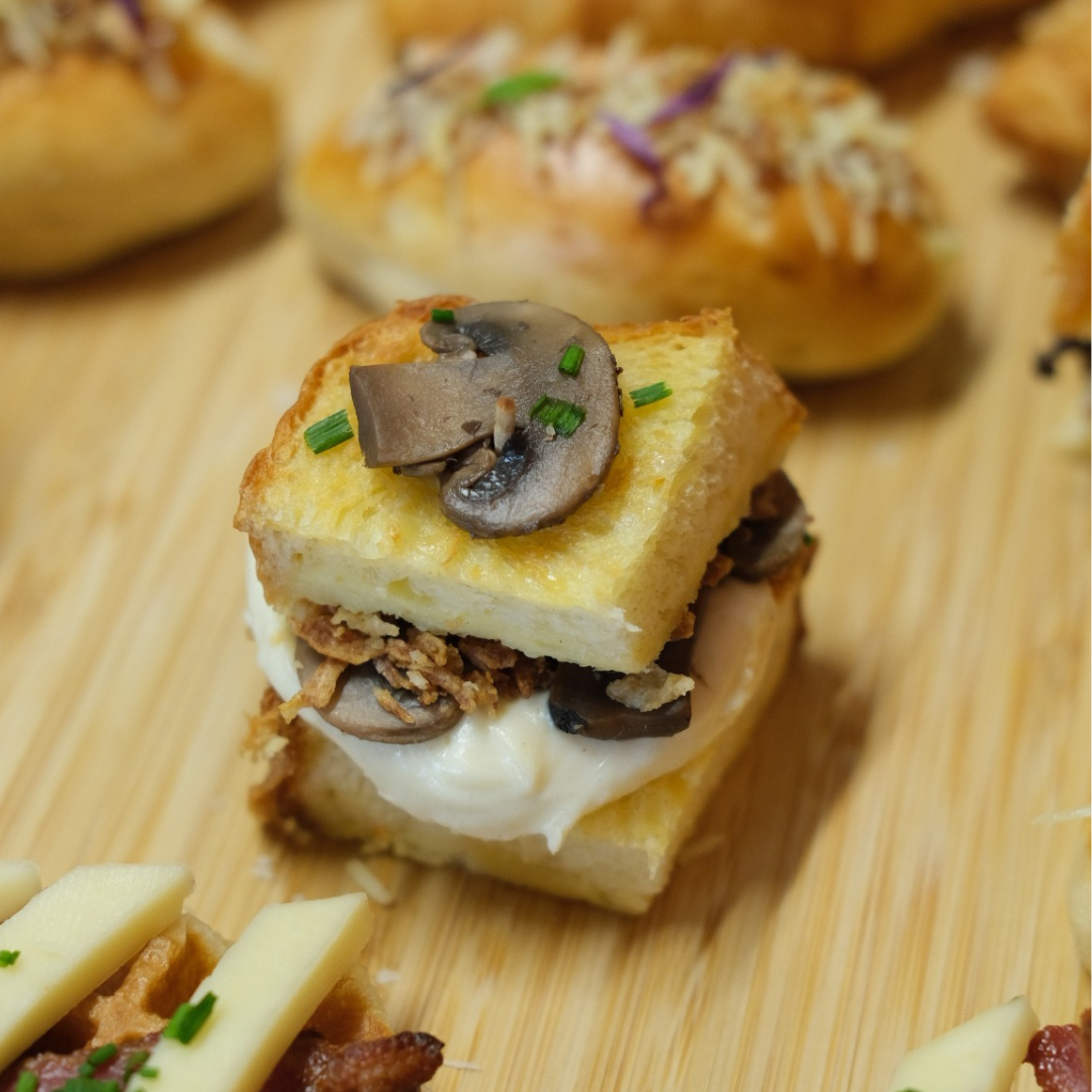 Plateau de 15 réductions salées festives chaudes