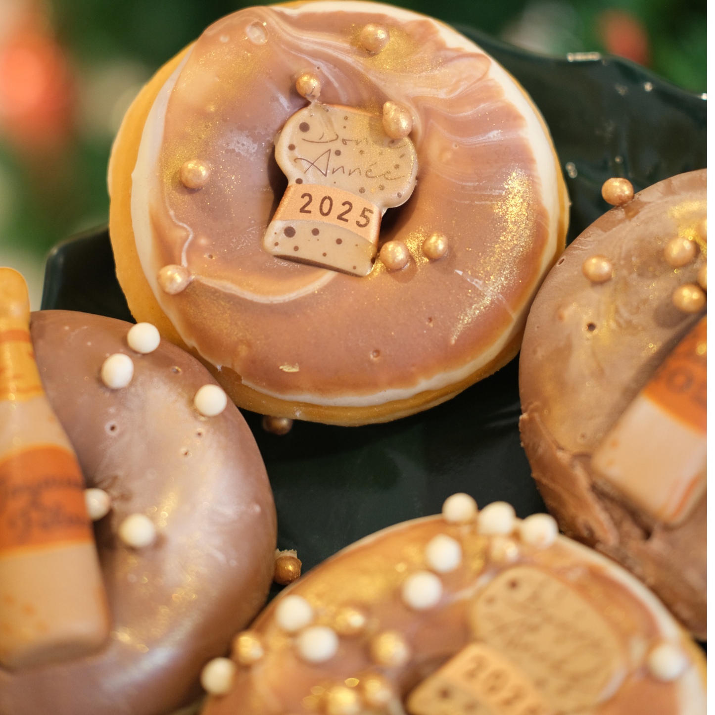 Pack de 4 donuts Nouvel année 2026 - Un dessert festif et brillant